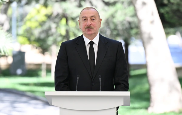 Prezident İlham Əliyev Bakıda Aşıq Ələsgərin abidəsinin açılışında iştirak edib