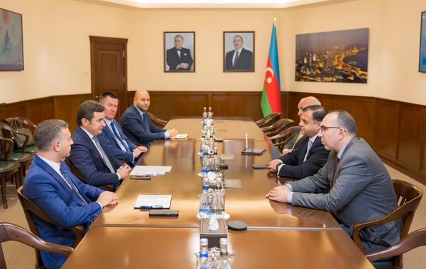 AZAL и делегация Иордании обсудили расширение сотрудничества в сфере гражданской авиации