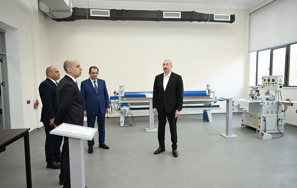 İlham Əliyev Lənkəran Dövlət Peşə Təhsil Mərkəzinin açılışında iştirak edib
