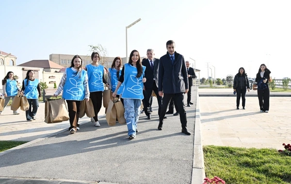 Leyla Əliyeva Qaradağda yeni parkın açılışında iştirak edib