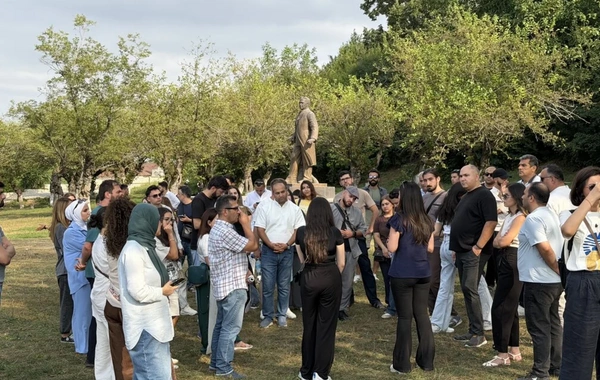 Yerli turizm sənayesi nümayəndələri Qarabağa tanışlıq səfəri ediblər