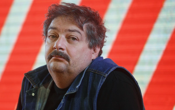 Писателя Дмитрия Быкова объявили в международный розыск