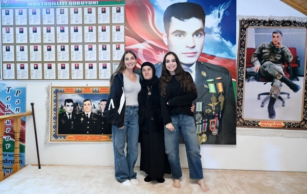 Milli Qəhrəmanın anası: Elə bil, Pəncəli Teymurov Leyla xanım və Arzu xanımın doğma qardaşıdır