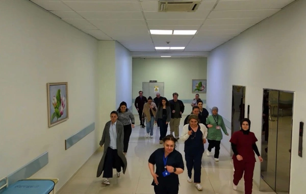 Fövqəladə Hallar Nazirliyi Bakı Sağlamlıq Mərkəzində təlim keçirib