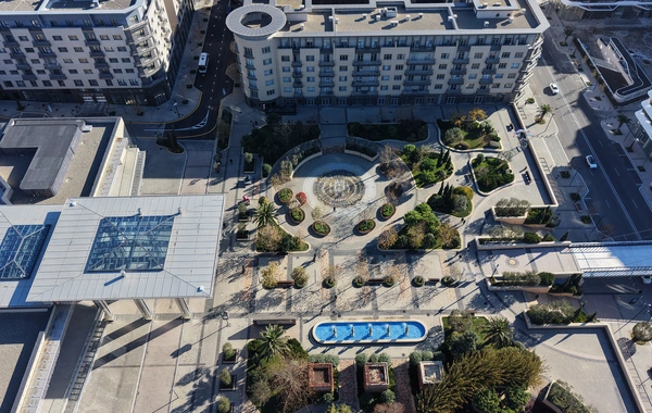 Prezident İlham Əliyev "Bakı Ağ Şəhər"də olub