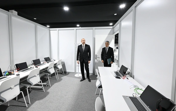 İlham Əliyev Olimpiya Stadionunun ərazisində COP29-a hazırlıqla bağlı görülən işlərlə tanış olub