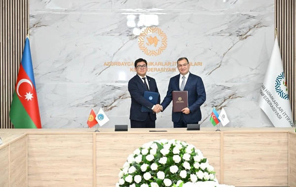 Qırğızıstan həmkarlar ittifaqlarının nümayəndələri Azərbaycan təcrübəsini öyrənmək üçün AHİK-də olublar