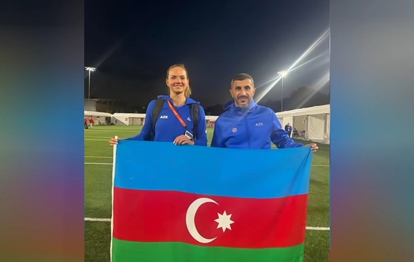 Yekaterina Sariyeva Azərbaycan rekordunu yeniləyib