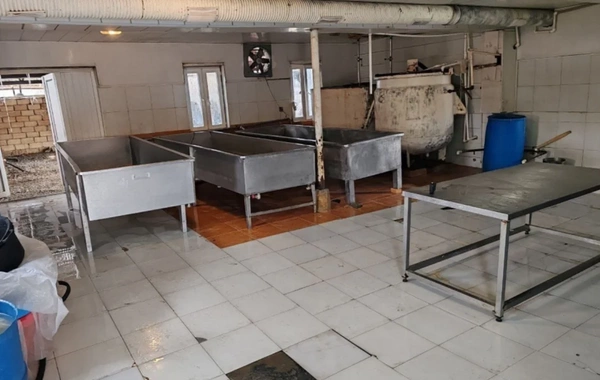 Ağcabədidə qanunsuz fəaliyyət göstərən pendir sexi aşkarlandı