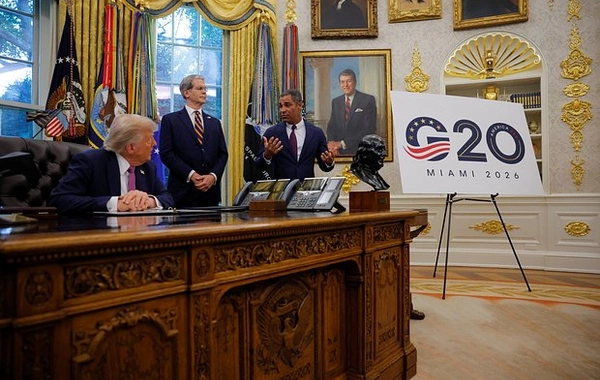 Tramp Tokayevi iki tədbirə dəvət edib