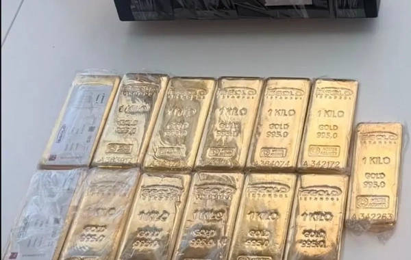 İstanbulda qanunsuz mərc işi üzrə 25,5 kq qızıl ələ keçirilib