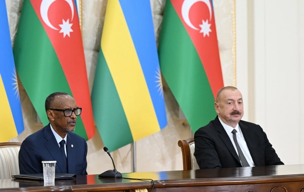 Azərbaycanla Ruanda arasında sənədlər mübadilə olunub, prezidentlər mətbuata bəyanatlarla çıxış edib