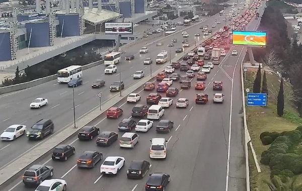 Paytaxtın sıxlıq müşahidə olunan küçələri