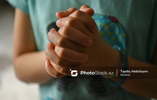 11-летнюю девочку, пострадавшую от насилия со стороны отчима, помещена в приют