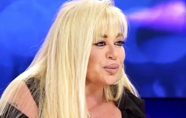 Zerrin Özər yenidən xəstəxanaya yerləşdirildi