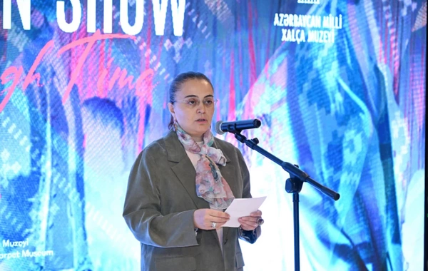 Azərbaycan Milli Xalça Muzeyində "Zamanın naxışları" moda nümayişi təşkil olunub