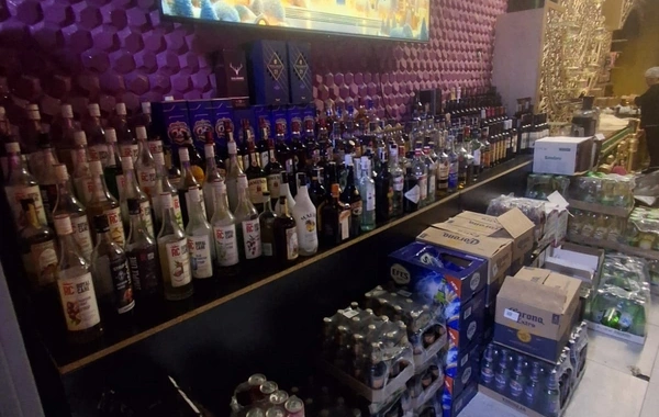 Aqşin Fatehin restoranında saxta alkoqollu içkilər aşkarlandı