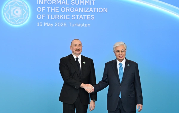 Prezident İlham Əliyev Türküstanda TDT-nin qeyri-rəsmi Zirvə görüşündə iştirak edir