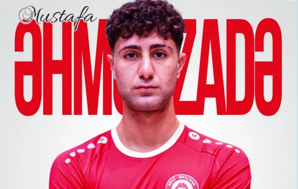 Araz-Naxçıvan Mustafa Əhmədzadə ilə yeni müqavilə imzalayıb