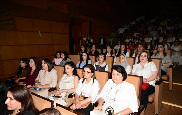 Leyla Əliyeva "Onlardan biri: Emil" adlı anım tədbirində iştirak edib