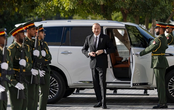 İlham Əliyevin Əbu-Dabidə Birləşmiş Ərəb Əmirliklərinin Prezidenti ilə görüşü olub