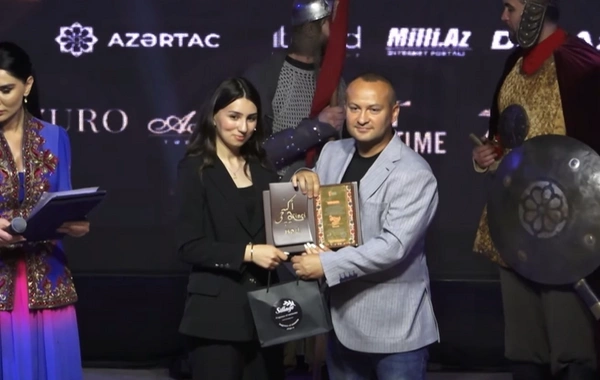 Əkinçi - 150 il: Baku TV və Haber Global mükafatlandırıldı