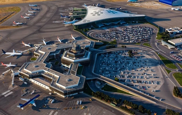 Bakı aeroportu altı ayda 3,334 milyon sərnişinə xidmət göstərib