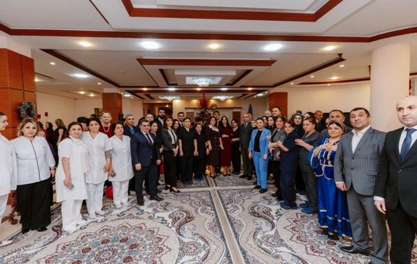 Ahıl şəxslər üçün sosial xidmət müəssisəsində Yeni il süfrəsi açılıb