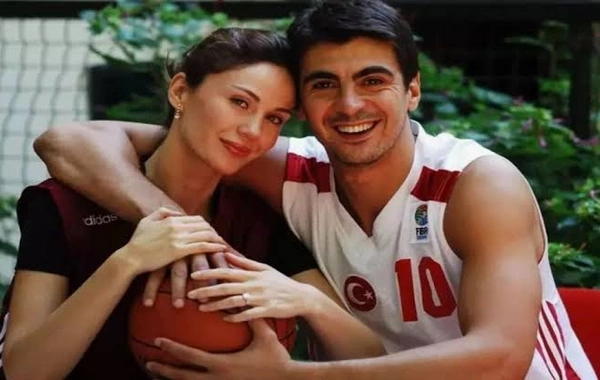 Demet Şenerlə İbrahim Kutluayın 8 illik küslülüyü bitdi