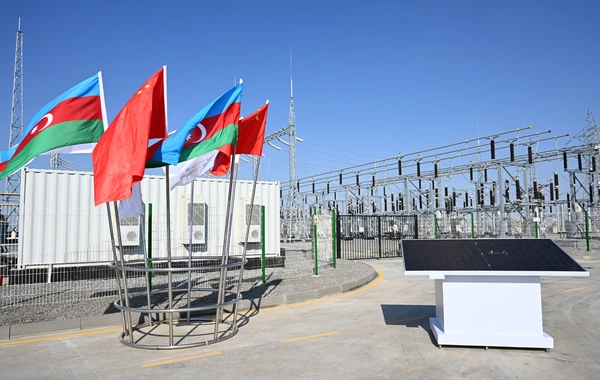İlham Əliyev "Qobustan" Günəş Elektrik Stansiyasının açılışında iştirak edib