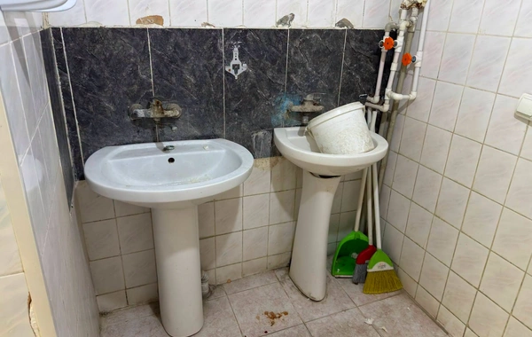 Bakıda uşaq xəstəxanasında biabırçı mənzərə