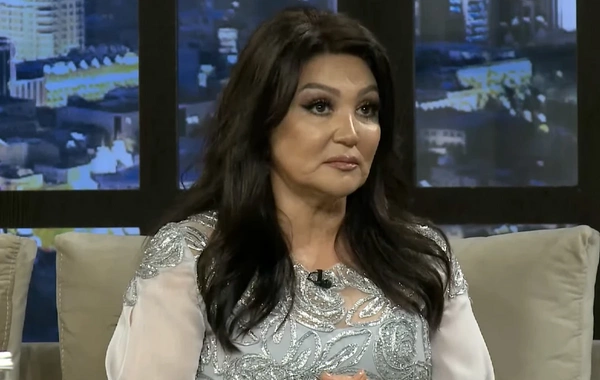Nazpəri Dostəliyeva: "Televiziyalar onları yığışdırmalıdır"