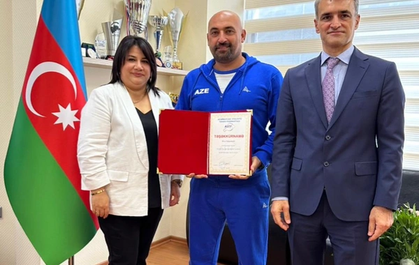 III MDB Oyunlarında uğurla çıxış edən stolüstü tennisçilər mükafatlandırılıb