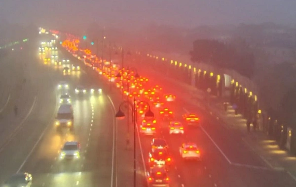 Bakıda bu istiqamətlərdə tıxac müşahidə olunur