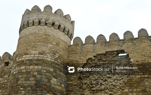 В Баку отреставрируют крепостные стены
