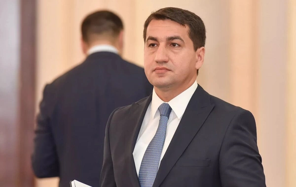 Hikmət Hacıyev: Azərbaycan Ermənistan da daxil bütün qonşularla dostluq münasibətləri qurub