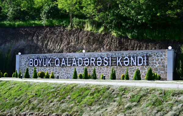 Böyük Qaladərəsi kəndində Bayraq meydanı yaradılıb
