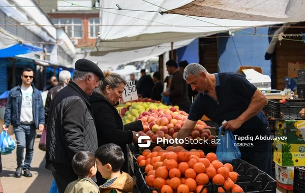 Цены на рынках Баку: овощи дешевеют, ягоды держат планку