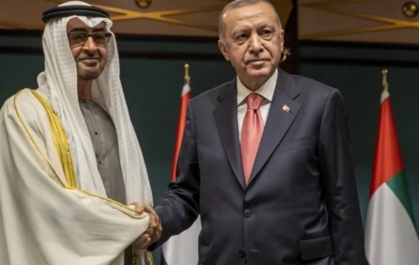 Ərdoğan BƏƏ Prezidenti ilə Qəzzanın yenidən bərpasını müzakirə edib