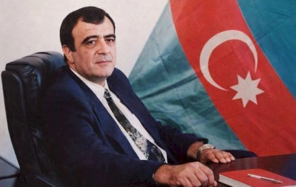 Keçmiş nazir vəfat etdi