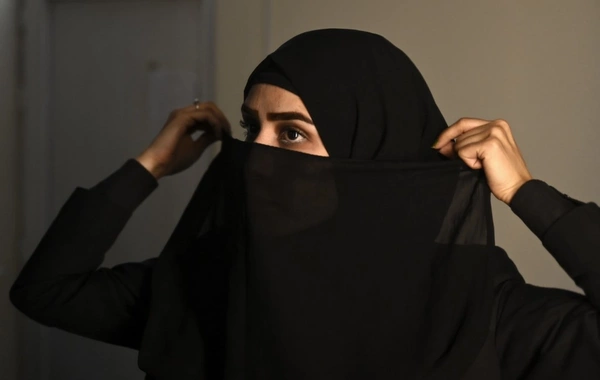 Депутат предложила школьницам носить келагаи вместо хиджаба