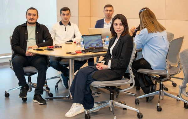 MEDİA "Süni intellektin mediada tətbiqi" mövzusunda seminar keçirib MEDİA "Süni intellektin mediada tətbiqi" mövzusunda seminar keçirib