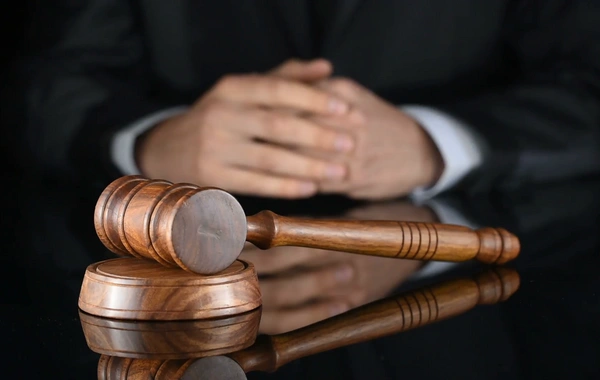 Yeddi körpənin ölümünə səbəb olan dəhşətli yanğınla bağlı Perinatal Mərkəzin sabiq direktoru DANIŞDI