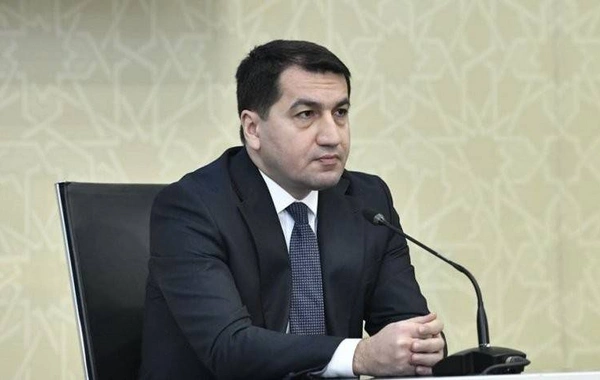 Hikmət Hacıyev: Azərbaycanın 9-a yaxın şəhəri demək olar ki, tamamilə dağıdılıb
