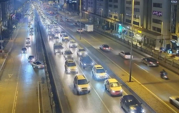 Hazırda Bakının bəzi yollarında tıxac müşahidə olunur