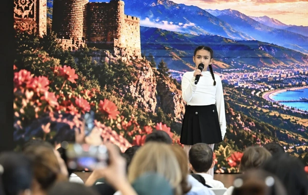 ADA Məktəbində xeyriyyə məqsədli ənənəvi Payız festivalı – "Məhsul bayramı" təşkil edilib