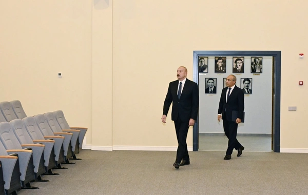 İlham Əliyev Səməd Vurğun adına Yaradıcılıq Evinin açılışında iştirak edib