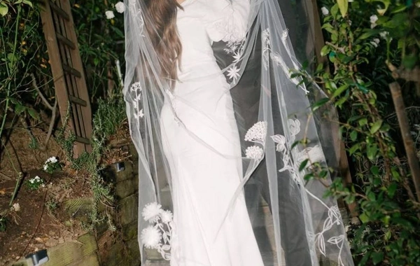 The sister of models Gigi and Bella Hadid got married