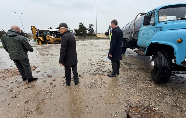 Bakıda icra başçıları subasma baş verən əraziyə gəliblər