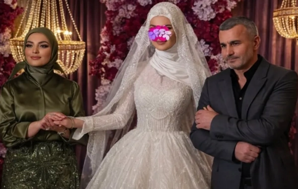 Qurban Qurbanov xanımı ilə tədbirdə